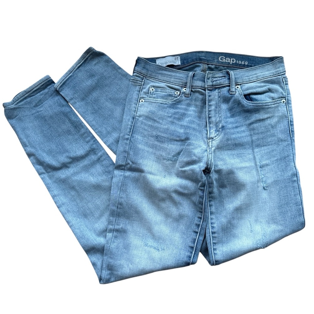 2/$20 GAP 1969 Distressed Slim Fit light blue Jeans casual demin everyday - 27